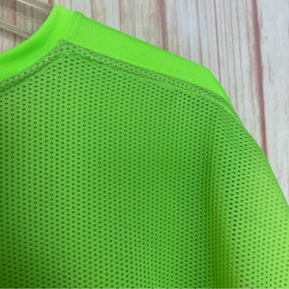 Zumba High Tops and Hip Hop Neon Green Tulip Top (L) - Picture 5 of 6